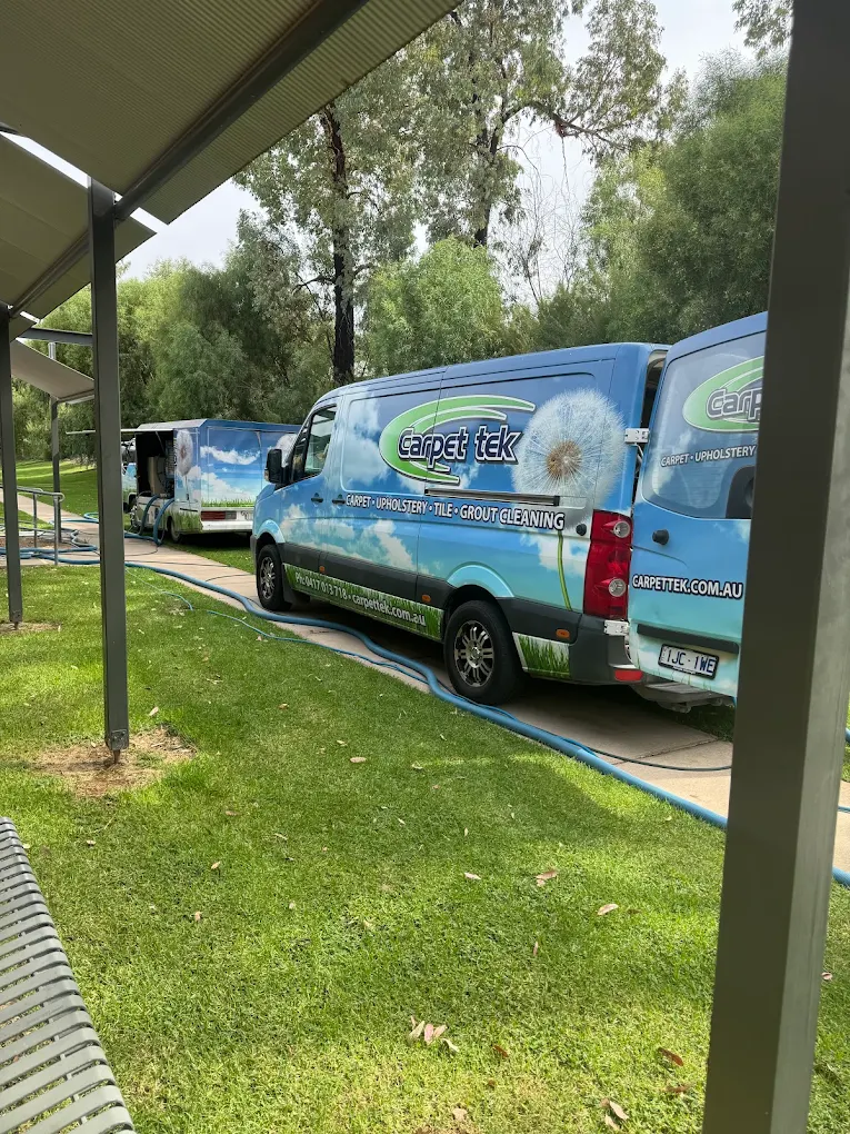 Carpet Tek fleet servicing a commercial property